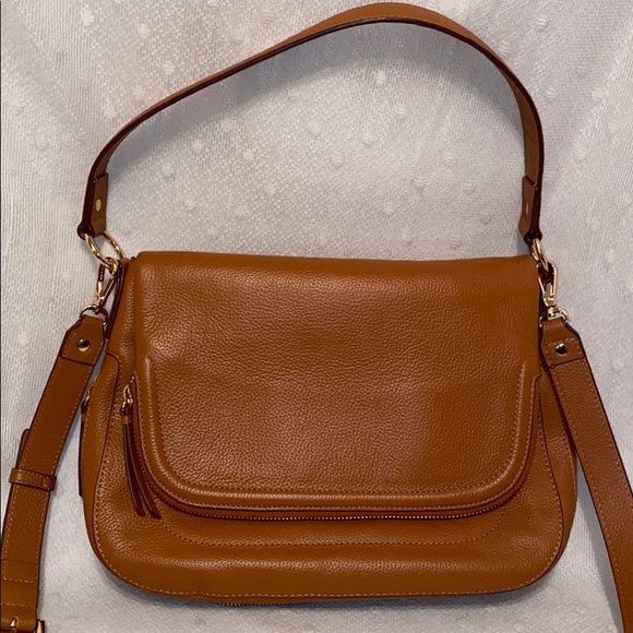 *SOLD*Nordstrom Bella Leather Crossbody Bag - Picture 2 of 14